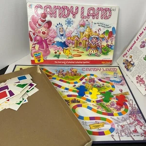 Candy Land Classic Style Board Game COMPLETE Milton Bradley 2001 Kids Children's - Picture 1 of 7