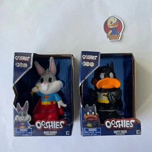 Ooshies WB 100 years Bugs Bunny in Superman Suit + Daffy Duck in Batman Suit - Picture 1 of 5