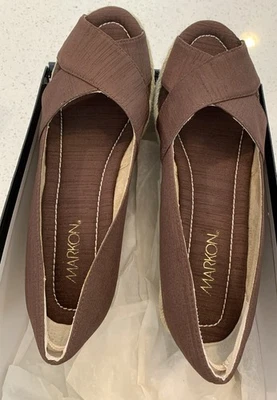 Cuña Markon Peep Toe talla 7 tela marrón nueva en caja Foto 1 de 4