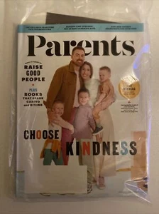 BRAND NEW PARENTS MAGAZINE NOVEMBER 2021 Choose Kindness FREE SHIPPING USA - Picture 1 of 2