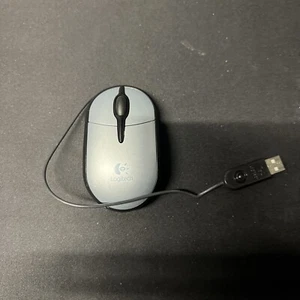 OEM Logitech Notebook Optical Wired Mouse Plus M-UV94 Black Silver 3 Button - Picture 1 of 2