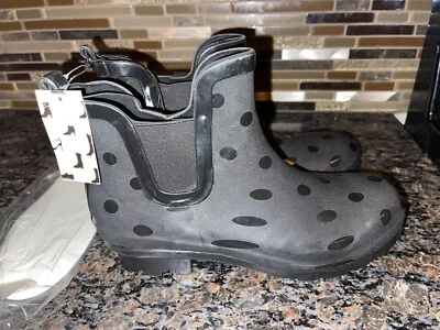 Bota de lluvia al tobillo negra de tiro bajo para mujer antideslizante 8 zapatos Foto 1 de 3