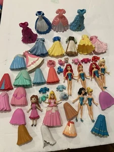 Disney Princess Magiclip Magic Clip LOT 40+ Rubber Dresses Dolls Extras - Picture 1 of 6