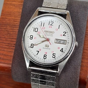 Vintage Seiko Railroad Approved SQ Quartz Watch Day Date 5H23-8A09 Adjustable Band - Bild 1 von 6