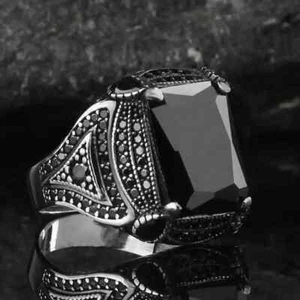 Beautiful Men's Black Obsidian Ring size 10 NEW! FREE SHIPPING IN THE USA! - Picture 1 of 3