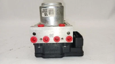 Bomba actuadora de freno antibloqueo ABS Honda Accord 2016-2017 2,4 L, LX, AT CVT OEM Foto 1 de 4