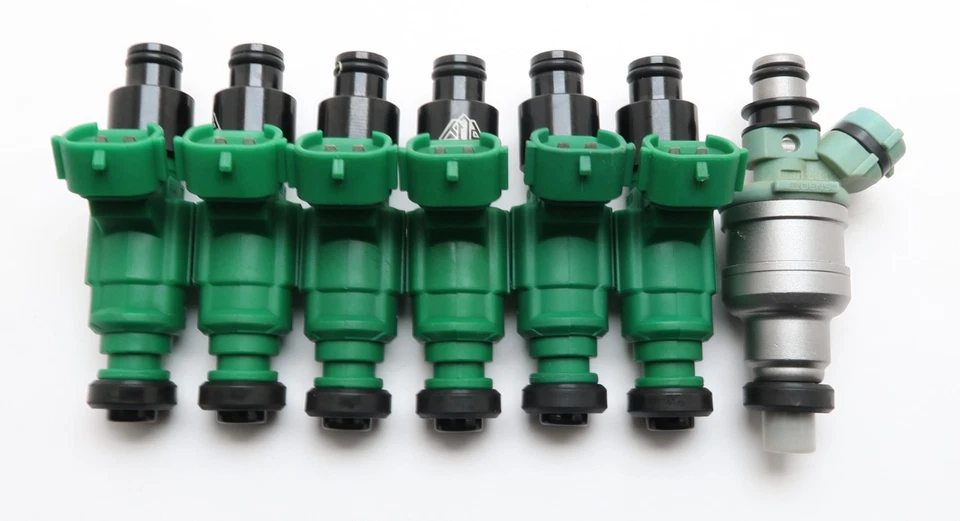SET 6 FUEL INJECTORS BOSCH FOR TOYOTA LAND CRUISER L6 4.0 88-92 UPGRADE 12-HOLE - Image 1 of 3
