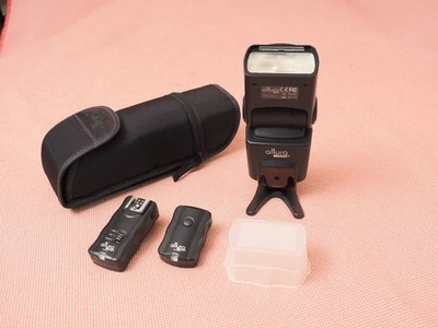 Altura Flash Compatível com Canon com Conjunto de Gatilho de Flash Sem Fio Receptor e Transmissor - Imagem 1 de 4