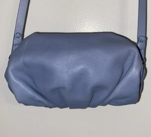 Zara Mini Leder Knödel Umhängetasche, 5”x4” x 24” Riemen Neu ohne Etikett - Bild 1 von 7