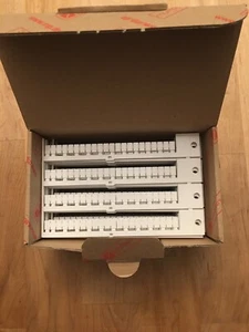 Murrplastik 86401026 Terminal Block Label 5x7.5mm Type KMR 5/7,5-5 Quantity 1408 - Picture 1 of 3
