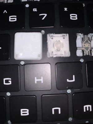 MSI Stealth GS65 | GS65VR | MS-16Q2 | SINGLE REPLACEMENT KEYBOARD KEYCAPS KEYS - Image 1 of 4