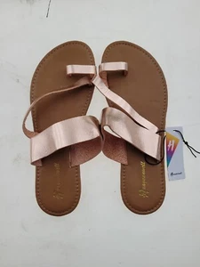 Women's Flat Sandals Summer Shoes Size 8 Rose Gold - Picture 1 of 1
