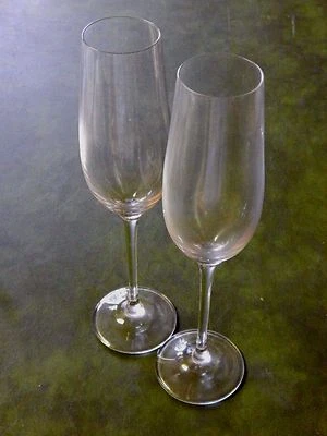 2 copas de champán Ravenscroft Crystal Luxury Cuvee GRAN NAVIDAD VÍSPERA DE AÑO NUEVO Foto 1 de 3