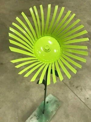 All recycled metal  flower home garden stake yard art lawn ornament 22" tall - Image 1 of 2
