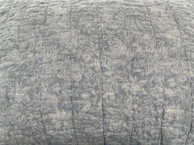 Nicole Miller Artelier light blue TOILE linen/cotton reversible QUEEN quilt set - Image 1 of 4