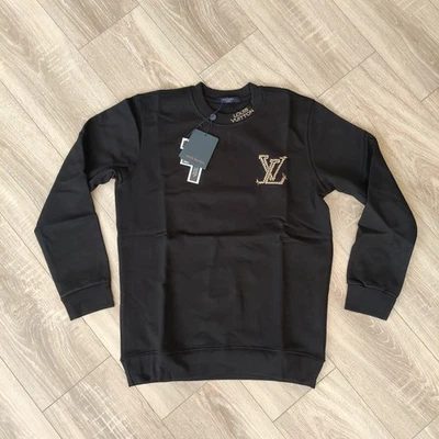 KARABELA 男式路易威登 T 恤刺绣黑色 XL Pit to Pit 22 — 第 1/2 张图片