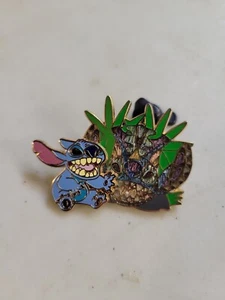 Disney Pin - Disney Character Masks - Stitch - African Tiki Stained Glass 41229 - Picture 1 of 3