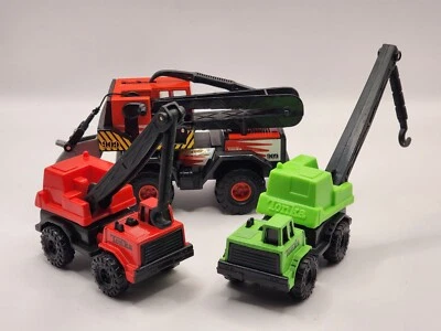 3 Lot-TONKA-MAISTRO-HASBRO-1994-1998-2003-Diecast Truck Plastic -Cranes - Image 1 of 4