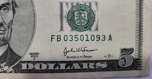 $5 Bill Series 2003A FRB "B" New York City, NY - FB 03501093 A - Foto 1 di 3