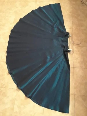 FALDA CIRCULAR COMPLETA TAFETÁN ZAFIRO VINTAGE AÑOS 50 BUEN ESTADO Foto 1 de 4