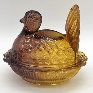 Small Hen on Nest Glass Flashed On Dark And Light Colored Amber Trinket Dish - Picture 1 of 8