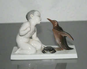 Porzellan, Figur, Rosenthal, Junge mit Pinguin und Krabbe, Ferdinand Liebermann - Bild 1 von 12