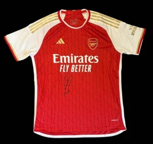ROBERT PIRES GENUINE SIGNED ARSENAL HOME SHIRT - Picture 1 of 1