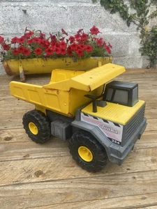Vintage TONKA 1999 Yellow Dump Truck Big Yellow 354 - Good Condition - Picture 1 of 8