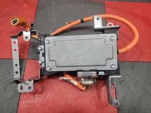 (OEM 9461A016 9499F056) 18 Mitsubishi Outlander Plug in Hybrid Fuse Block Box - Picture 1 of 7