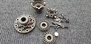 GENUINE Borg Warner LSD Hemisphere M78 28 Splines EB,ED,EF-EL-AU, VL,VN,VP,VR,VS - Foto 1 di 14