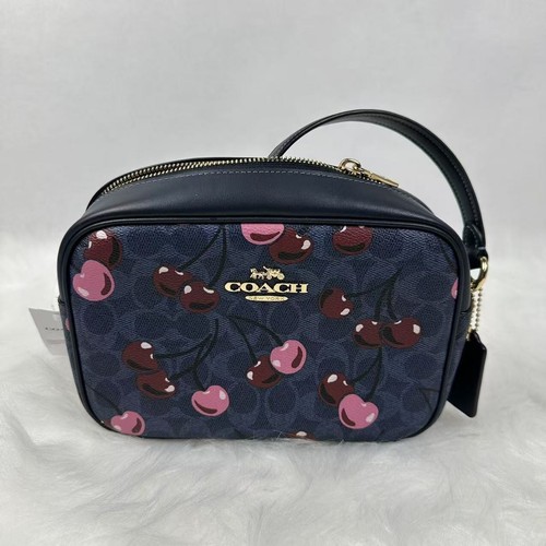 Borsa per fotocamera Coach Jamie in tela firmata con stampa ciliegia in denim CZ777