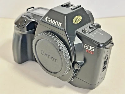 Canon EOS 620 35mm SLR Film Black Camera Body EF Lens Mount, TESTED WORKING! - Image 1 of 3