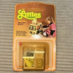 Mattel 80er Jahre The Littles Nr. 1798 Druckguss & Kunststoff Waschbecken/Eiskasten Puppenmöbel - Bild 1 von 4