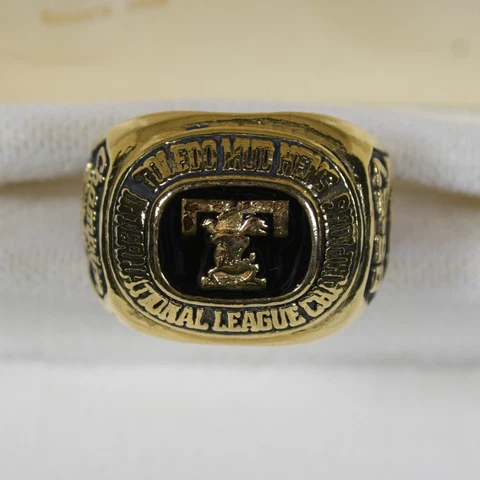 Vtg 2005 Ohio Toledo MVD HENS AAA Baseball Championship Ring Gold Tone RARE Cover