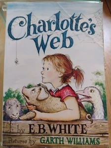 Charlotte's Web - Paperback By EB WHITE - GOOD pictures by Garth Williams 184 pg - Picture 1 of 2