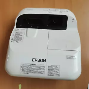 Epson EB-1430WI Kurzdistanzbeamer - Bild 1 von 5