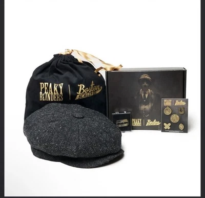 Boston Scally Co “Peaky Blinders Thomas Shelby” Conjunto Caixa Pequena **ESGOTADO** - Imagem 1 de 2