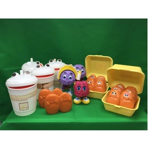 McDonalds Fun With Food Set 1988 mit Nuggets, Tassen und Freunden  - Bild 1 von 10