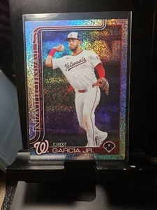 2025 Topps series 1 Luis Garcia Jr. sand glitter parallel/ nationals - Picture 1 of 2