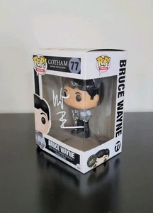 Christian Bale Signed Autographed Batman Bruce Wayne Funko Pop Authenticated - Picture 1 of 7