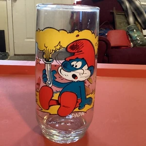 1982 Papa Smurf Glass.. No Fading - Picture 1 of 4