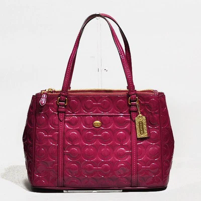 NWT Coach Peyton Op Art Embossed Patent Double Zip Carryall 24607 Passion Berry  Foto 1 de 4