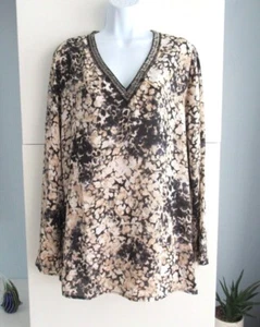 Blusa túnica Status 2XL impresionante detalle de cuentas semi transparente, manga larga, cuello en V  - Imagen 1 de 10