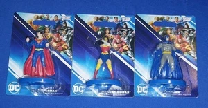 DC Justice League 3er Set Mini Actionfiguren: Batman-Superman-WonderWoman 2,5" - Bild 1 von 8