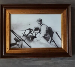 Quadro con fotoceramica in porcellana raffigurante un aviatore. - Picture 1 of 3