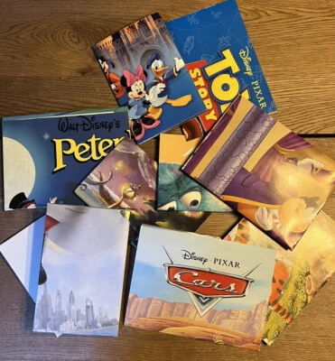 Lote de 10 carteles promocionales grandes desplegables de Disney Mickey Frozen Toy Story Foto 1 de 4