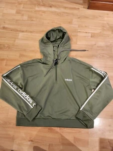 Ladies Adidas Green 1/4 Zip Partially cropped Jacket Size Medium 12-14 VGC - Picture 1 of 4