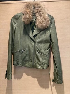 Grüne Dame Lederjacke mit echten abnehmbaren Pelzkragen Größe M - Bild 1 von 9