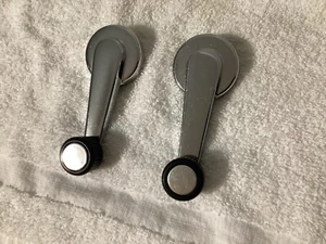 1973-1987 Gmc Sierra Chevy Silverado Blazer Suburban Door Panel Window Handles - Picture 1 of 3