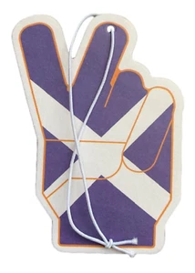 Car Air Freshener Souvenir Lemon Fragrance Scotland Saltire Victory Salute - Picture 1 of 3